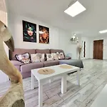 Cristianplaya Attic Лос Кристианос